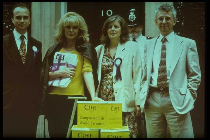 Joanna Lumley.jpg